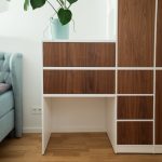 Astuce pour bloquer porte de placard coulissante