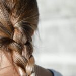 Coloration pour cheveux clairsemés : Astuces à connaître